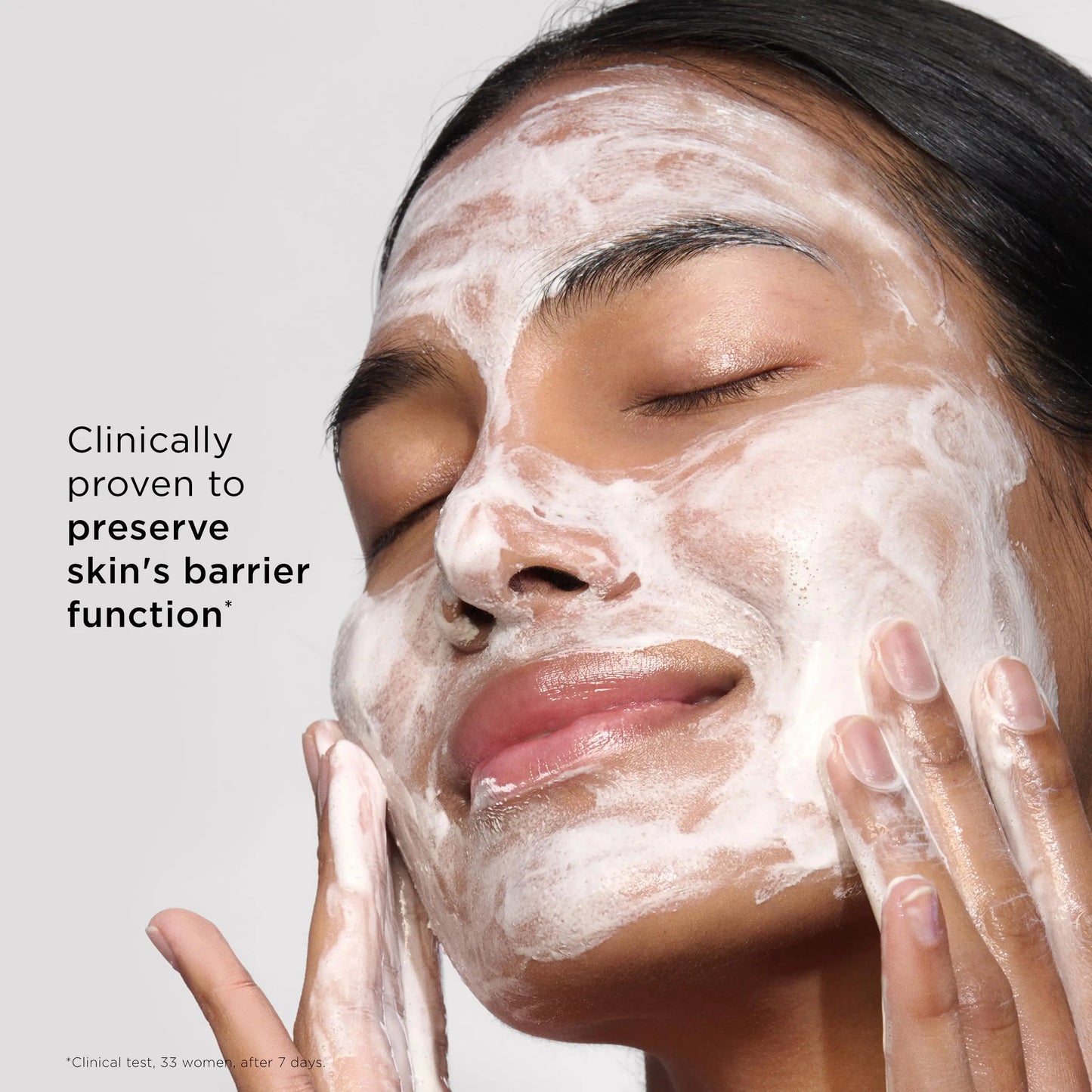 Clarins Hydrating Gentle Foaming Face Cleanser 125ml